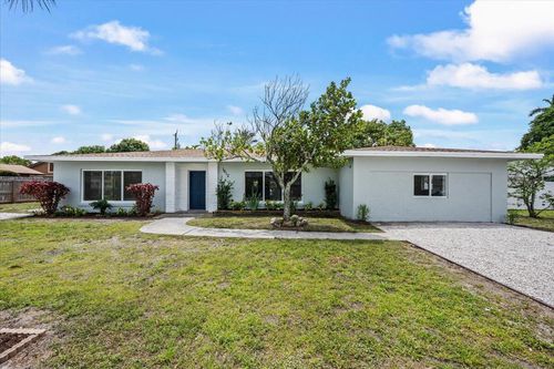 1612 Sherwood Ave, Mangonia Park, FL, 33407-2136 | Card Image