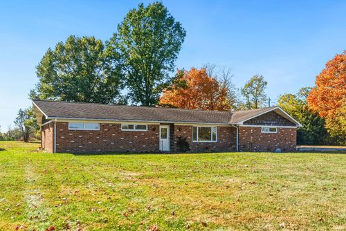 15011 Lafayette Center Rd, Roanoke, IN, 46783-9601 | Card Image