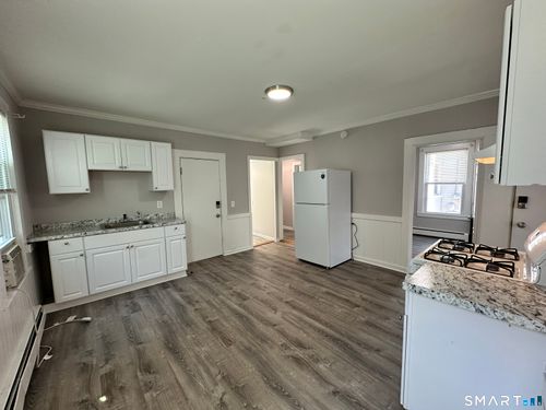 1-30 Jefferson Ave, New London, CT, 06320-5008 | Card Image