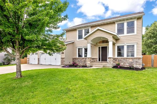 2100 Pike Court, Marion, IA, 52302 | Card Image