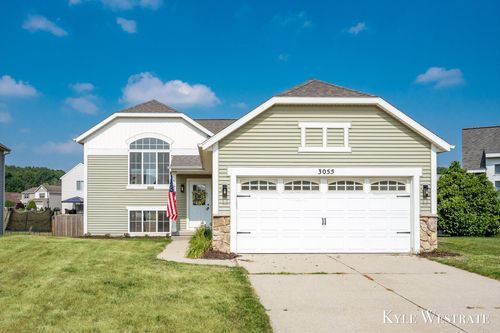 3055 Creek Way Ct, Grand Rapids, MI, 49512-9163 | Card Image