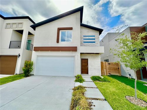 2711 Harmony St, Mission, TX, 78574-9416 | Card Image