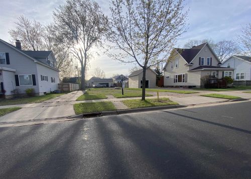 1017 S 11th Ave, Wausau, WI, 54401-5966 | Card Image