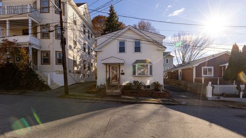 185 Lippitt St, Providence, RI, 02906-1617 | Card Image