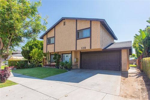 128 N 1st St, Montebello, CA, 90640-5354 | Card Image