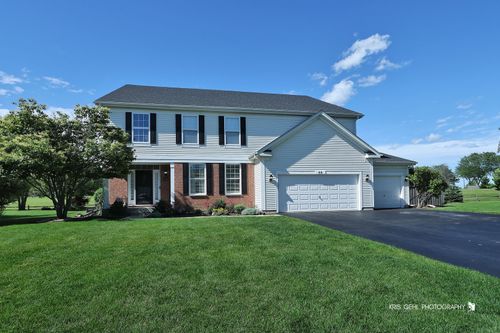 60 W Arden Ln, Round Lake, IL, 60073-5657 | Card Image