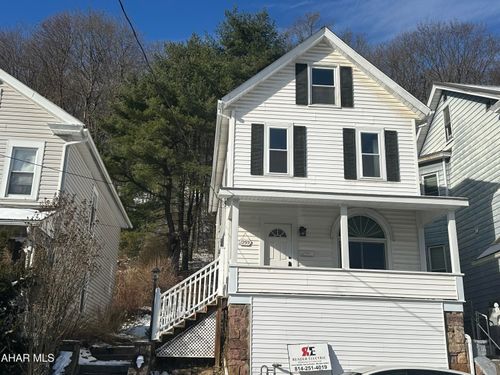 1259 Cameron Ave, Tyrone, PA, 16686-1434 | Card Image