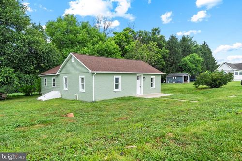 284 Ellicott Rd, AVONDALE, PA, 19311-9106 | Card Image