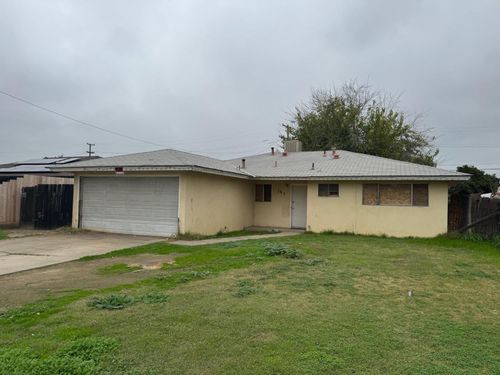 121 Maple St, Madera, CA, 93637-5442 | Card Image