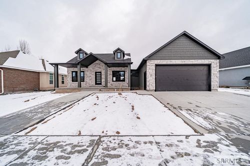 4955 Shadow Creek Dr, Idaho Falls, ID, 83401-6310 | Card Image