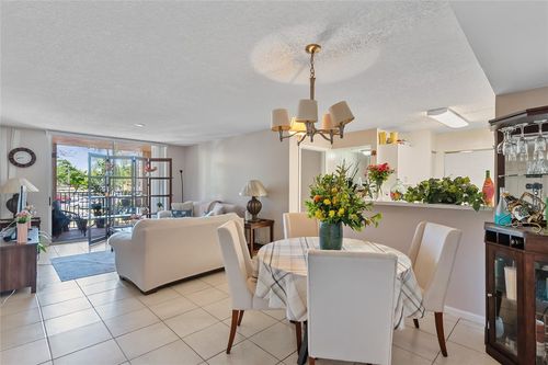 205-2133 Renaissance Blvd, Miramar, FL, 33025-5688 | Card Image