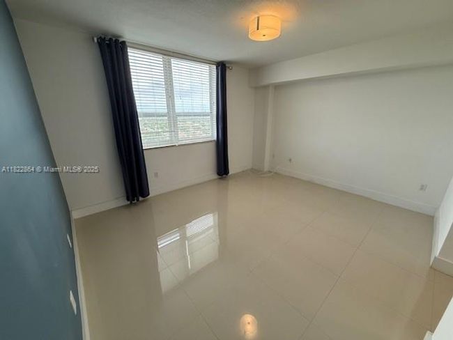 1710 - 3232 Sw 22 Nd Ter, Condo with 2 bedrooms, 2 bathrooms and null parking in Miami FL | Image 13