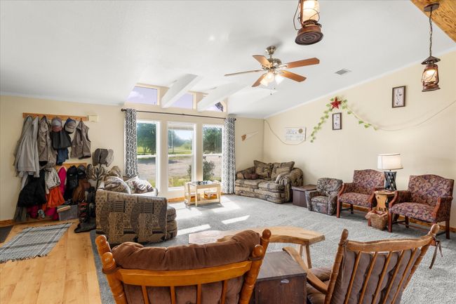 3345 State Highway 11 E, House other with 3 bedrooms, 2 bathrooms and null parking in Wolfe City TX | Image 18
