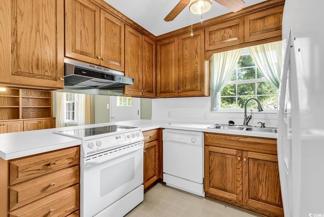 823 Bellamy Ave, House other with 3 bedrooms, 2 bathrooms and 4 parking in Murrells Inlet SC | Image 6