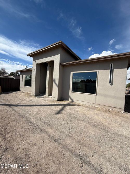 401 Borrego Rd, San Elizario, TX, 79849-7330 | Card Image