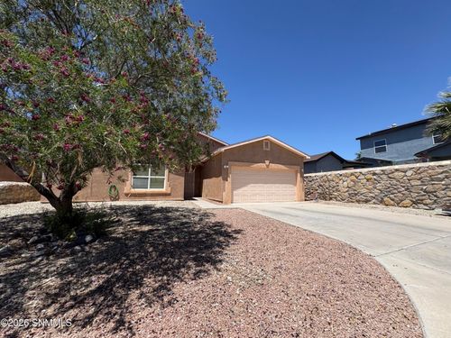 1231 Gunsight Peak Drive, Las Cruces, NM, 88012 | Card Image