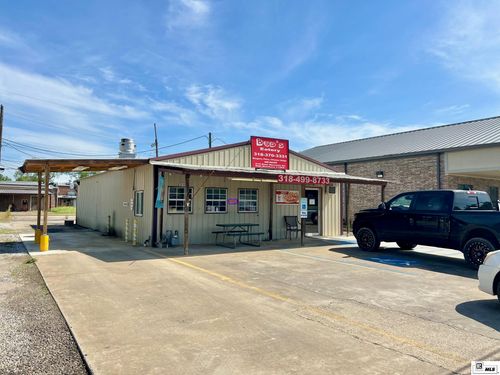 210 Marietta St, Oak Grove, LA, 71263-2508 | Card Image