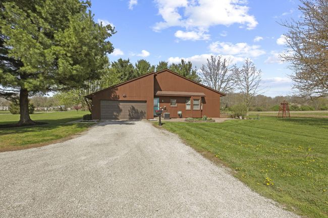 3826 Stemen Rd Nw, House other with 3 bedrooms, 3 bathrooms and null parking in Baltimore OH | Image 45