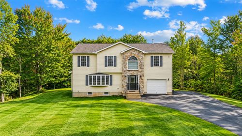 2742 Long Pond Rd, Long Pond, PA, 18334-7806 | Card Image