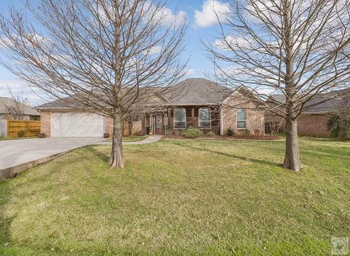 910 Arnold Ln, Texarkana, TX, 75503-5094 | Card Image