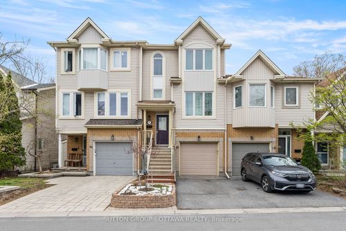 97 Corsica Pvt, Ottawa, ON, K1G5Y2 | Card Image