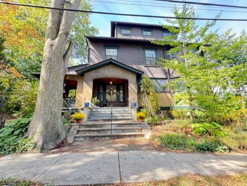 48 S Willow St, Montclair, NJ, 07042-3335 | Card Image