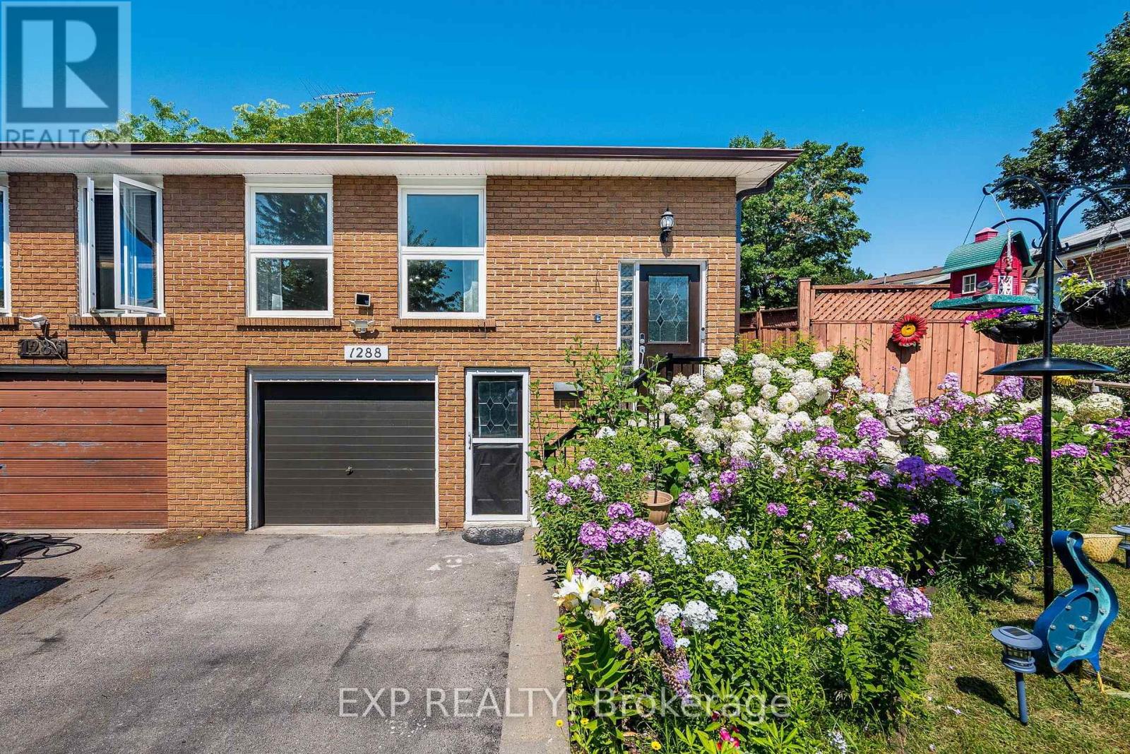 Residential in Mississauga (Clarkson) 2