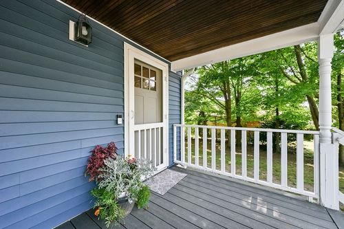 21 Brunner Street, Plainville, MA, 02762 | Card Image