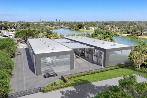 8-5755 Bessie Drive, SARASOTA, FL, 34233 | Card Image