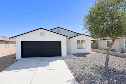 8913 E 38th Pl, Yuma, AZ, 85365-7403 | Card Image