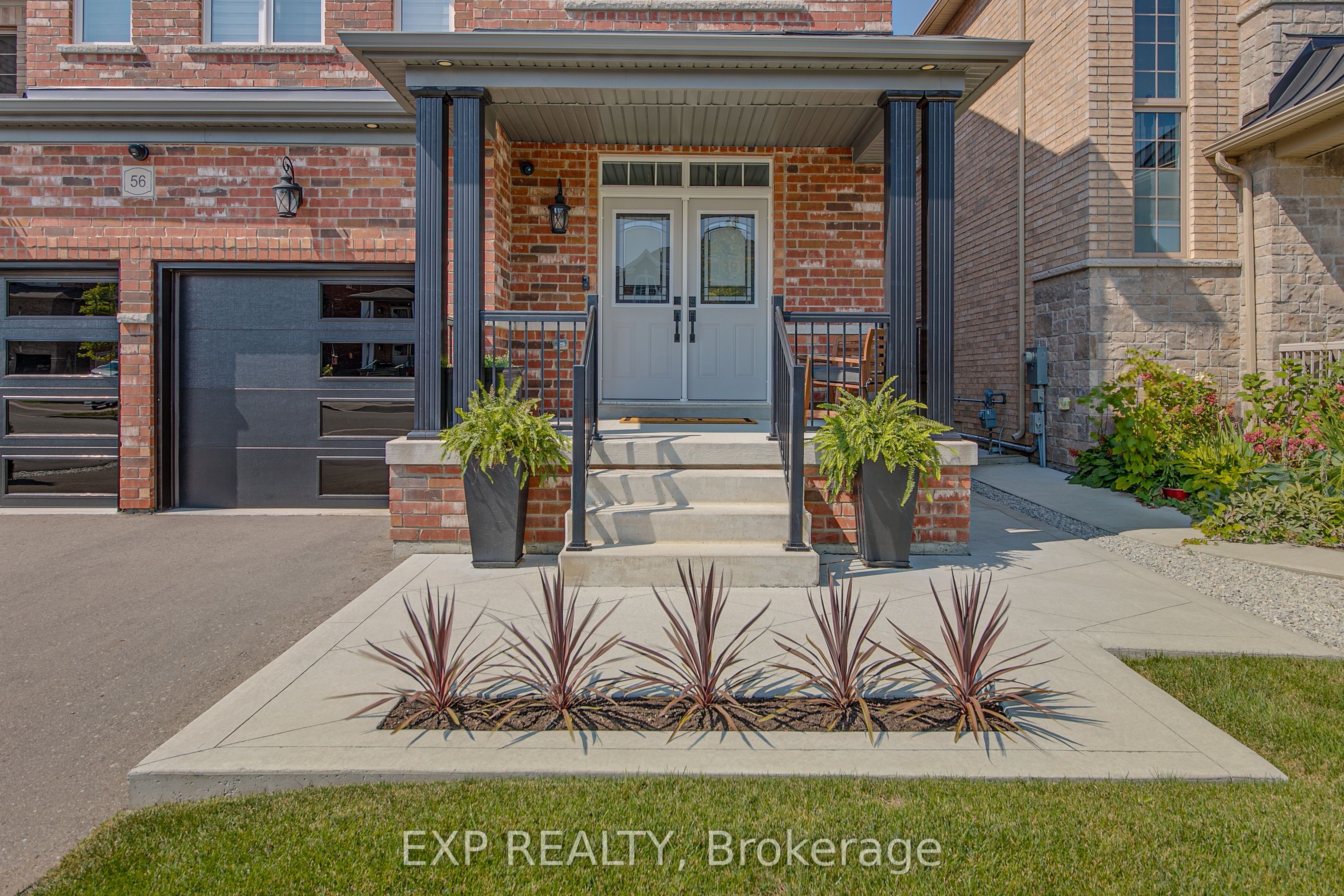 Residential in Bradford West Gwillimbury 3
