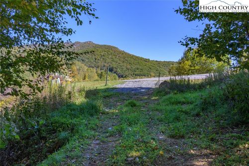 51 Fox Pt, Banner Elk, NC, 28604 | Card Image