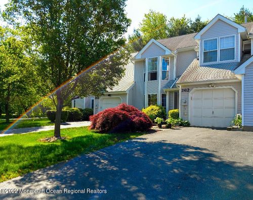 262 Daffodil Dr, Freehold, NJ, 07728-4072 | Card Image