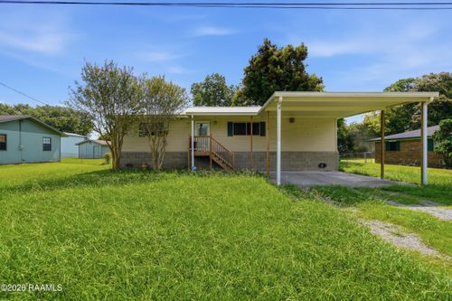 705 Lillian St, New Iberia, LA, 70560-7032 | Card Image