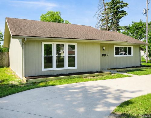 124 E Brice St, Montpelier, IN, 47359-1407 | Card Image