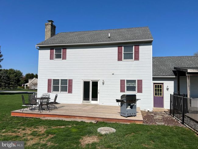 642 Meadow Hill Dr, House other with 3 bedrooms, 3 bathrooms and null parking in Narvon PA | Image 37