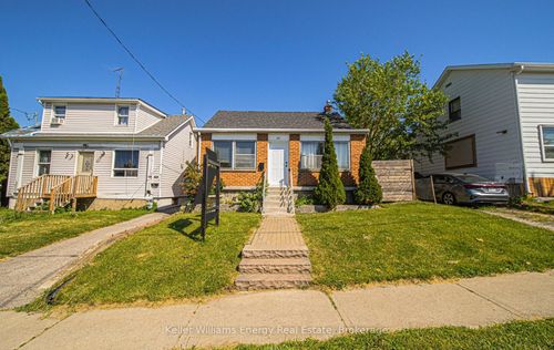 20 Mill St, Oshawa, ON, L1H2Z3 | Card Image