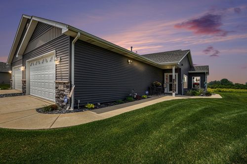 3872 Stadium St, Portage, IN, 46368-1293 | Card Image