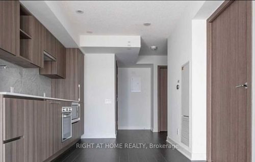 3205-17 Bathurst St, Toronto, ON, M5V0N1 | Card Image