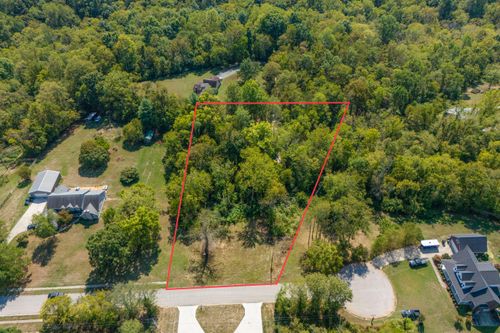 1035 Morris Dr, Richmond, KY, 40475-7915 | Card Image