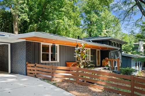 3223 Embry Cir, Atlanta, GA, 30341-4316 | Card Image