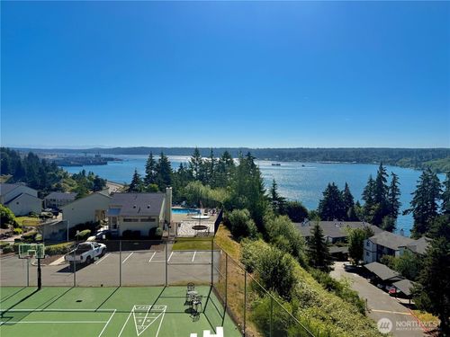 g305-1750 W Sunn Fjord Lane, Bremerton, WA, 98312 | Card Image