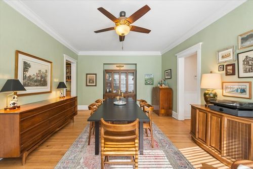 1s-3808 N Pine Grove Ave, Chicago, IL, 60613-3314 | Card Image