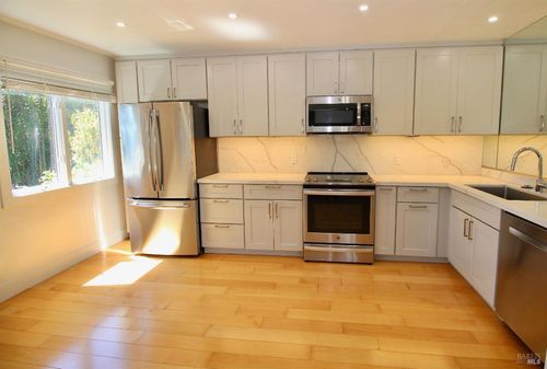 201 Cleveland Ct, Mill Valley, CA, 94941 | Card Image