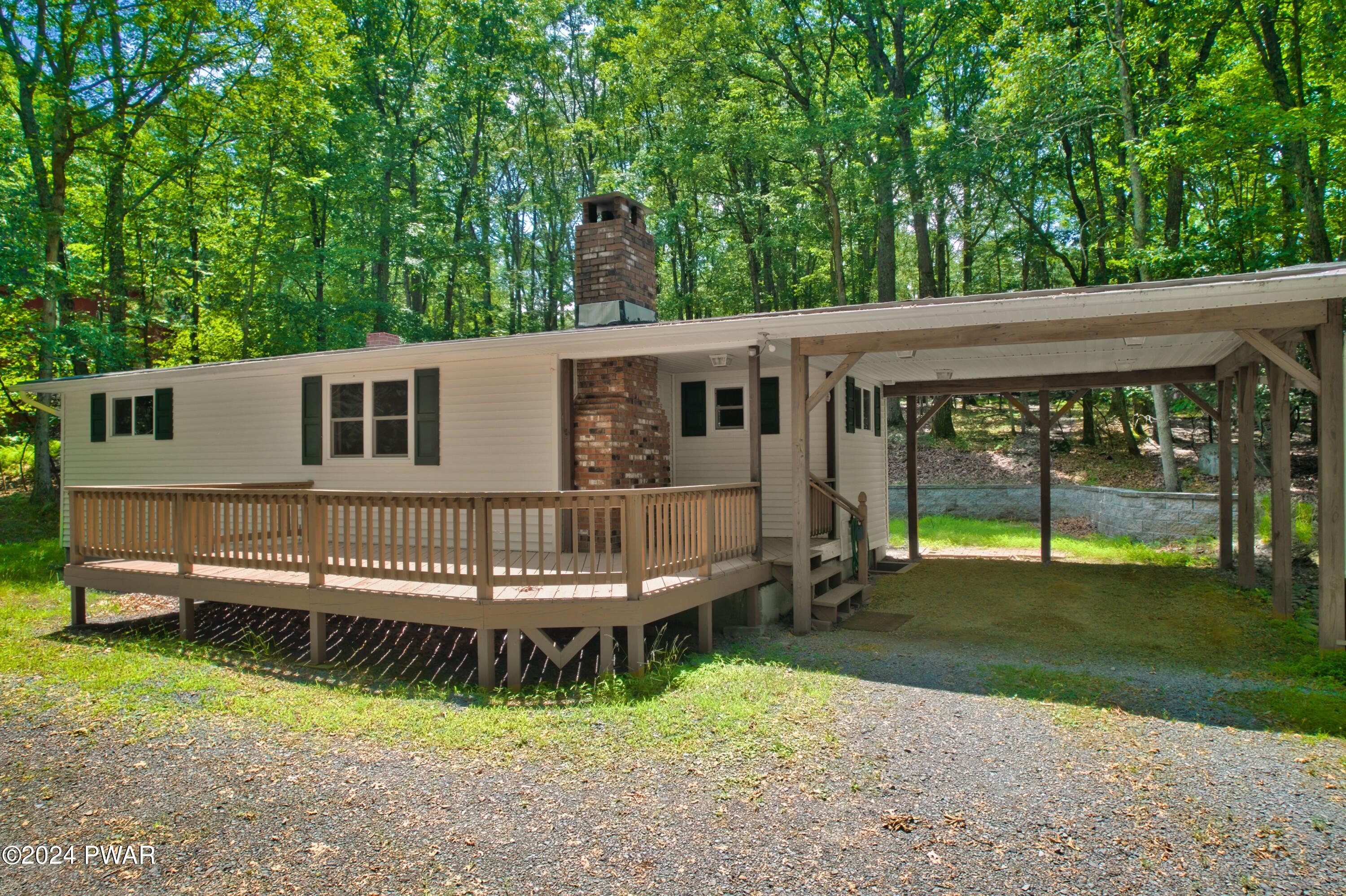 Lewis Rd, Milford, PA 18337