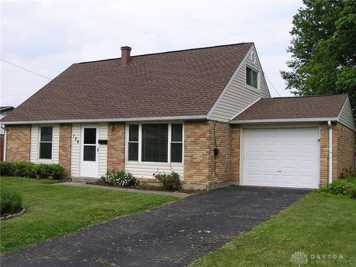 126 Mccraw Dr, Englewood, OH, 45322-3221 | Card Image