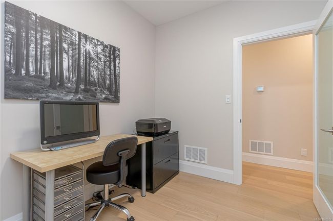 Den/Office | Image 21