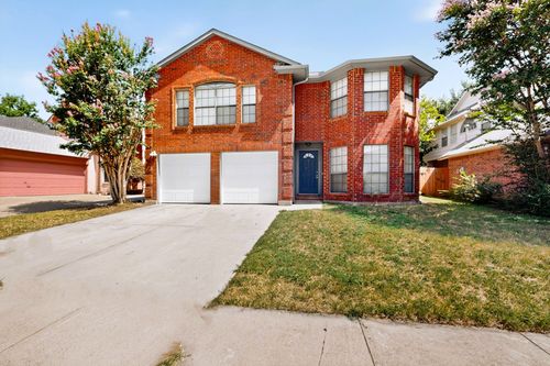 9073 Stillwater Trl, Fort Worth, TX, 76118-7391 | Card Image