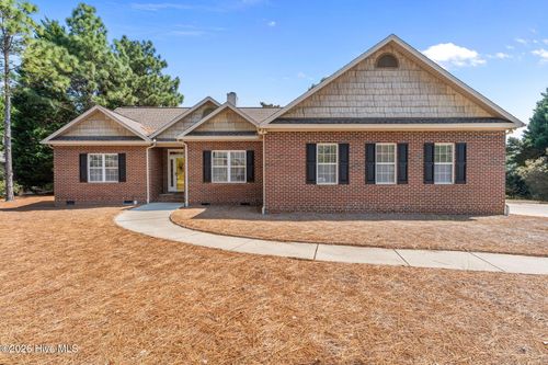 8 Hialeah Pl, Pinehurst, NC, 28374-8490 | Card Image