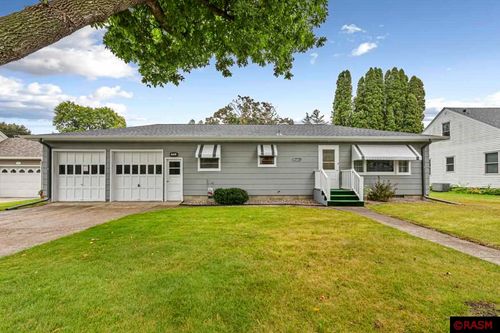 512 7th St, Gaylord, MN, 55334-4417 | Card Image